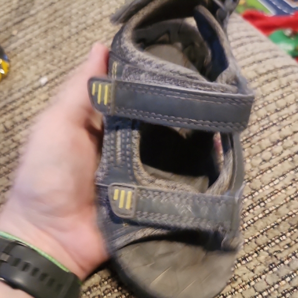 Kids Gray Sandals - Picture 3 of 4
